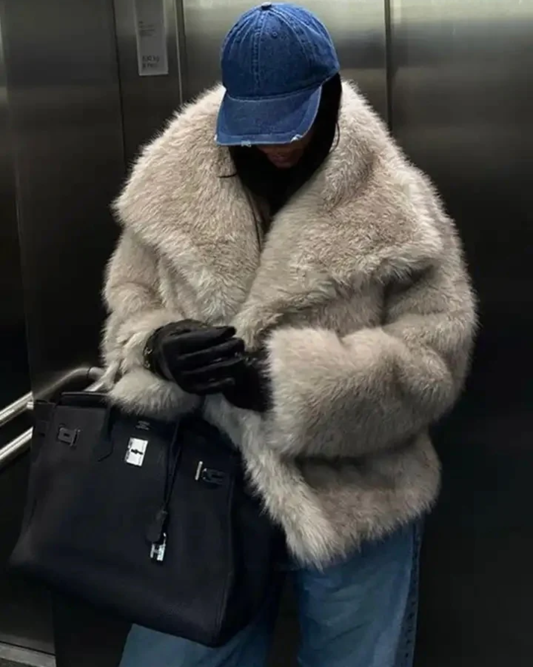 Haină scurtă din material sintetic de înaltă calitate pentru femei®