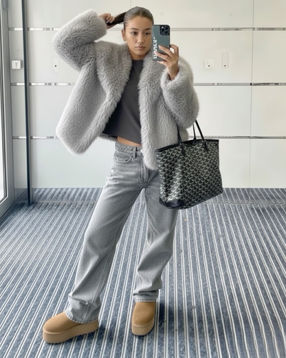 Haină scurtă din material sintetic de înaltă calitate pentru femei®