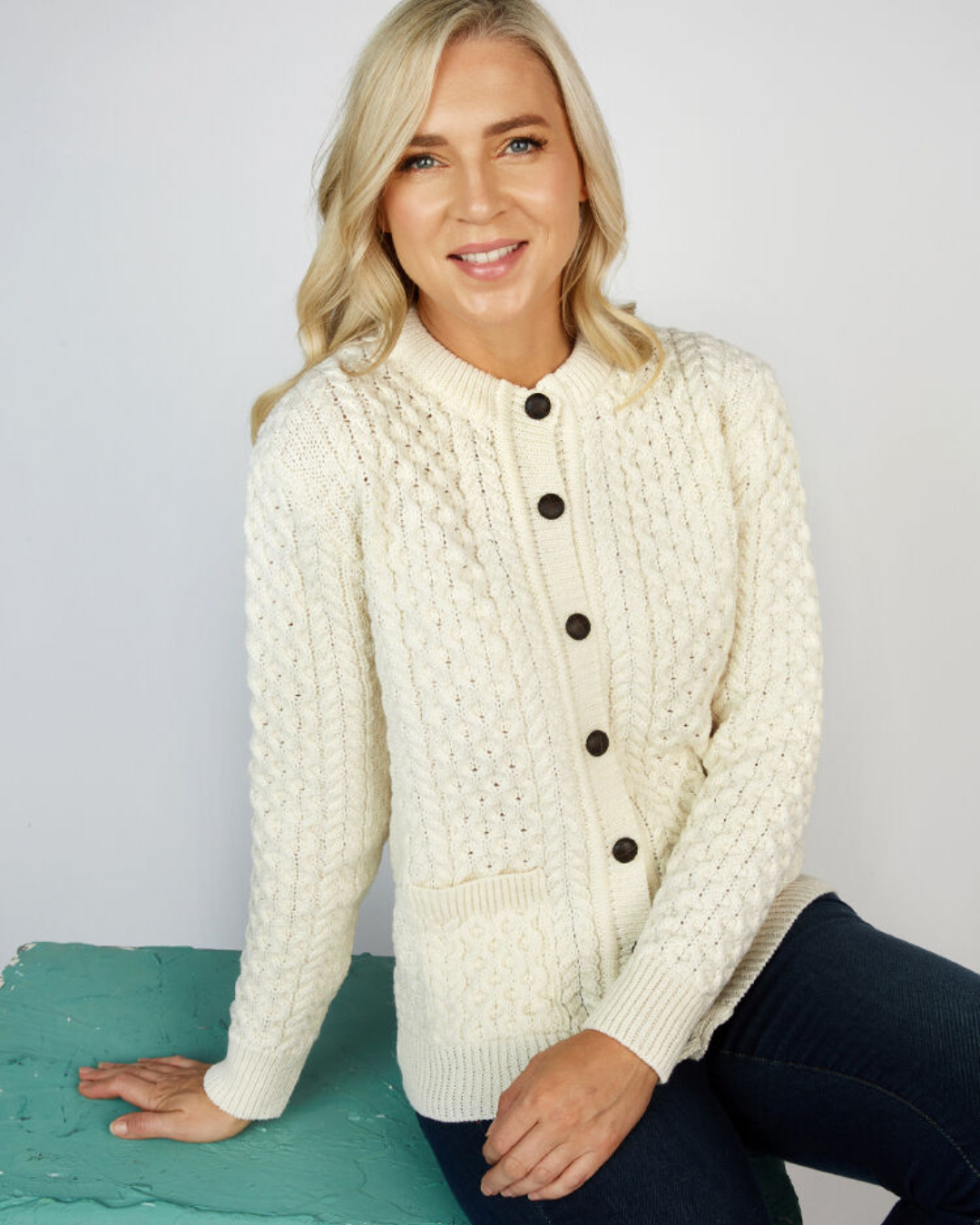 Jacheta elegantă din tricot pentru femei