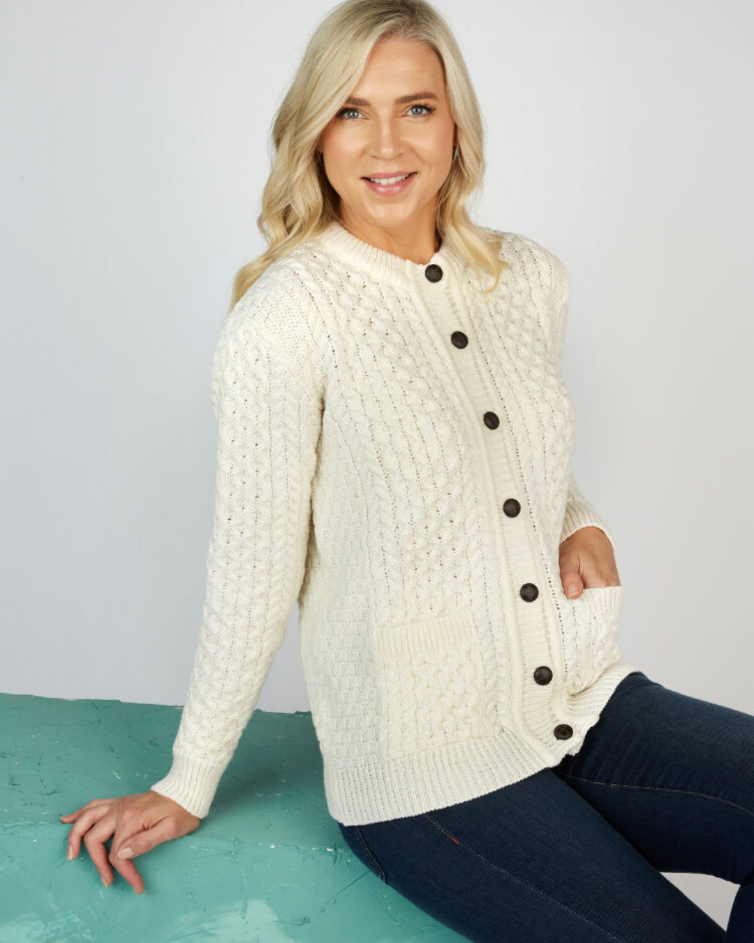 Jacheta elegantă din tricot pentru femei