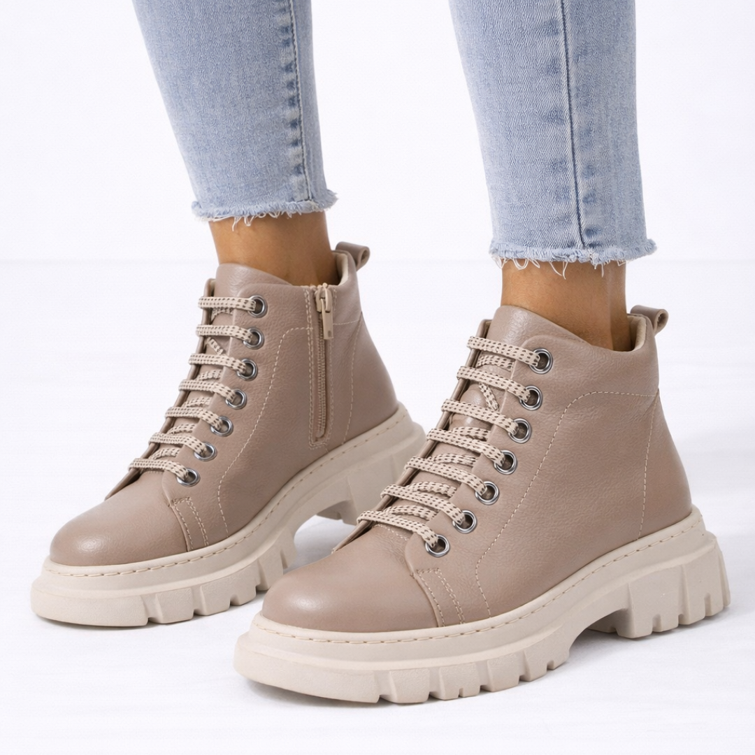 Ghete Scurte din Piele Naturală cu Calapod Lat pentru Femei®